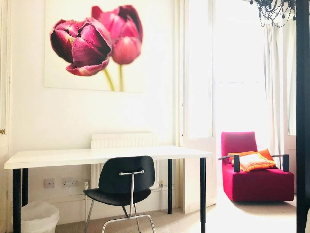 Host & Stay - Montpelier Sanctuary Brighton